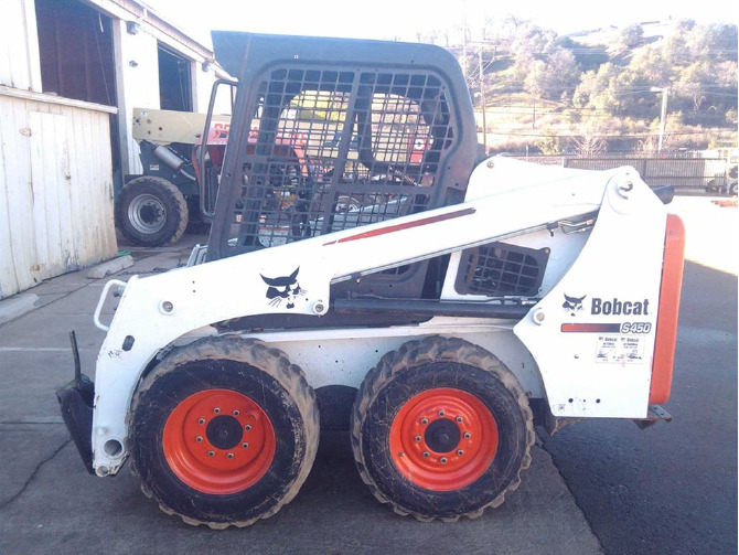 2016 Bobcat S450 SkidSteer Loaders, Chico CA